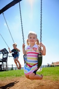 Чтобы увеличить срок эксплуатации карабинов, необходимо регулярно их смазывать Чтобы увеличить срок эксплуатации карабинов, необходимо регулярно их смазывать