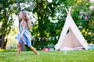 Специально организованная игровая зона поможет лучше осуществлять контроль за детьми Специально организованная игровая зона поможет лучше осуществлять контроль за детьми