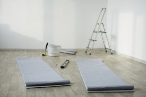 Очень важно выбирать клей, подходящий для конкретного типа обоев Очень важно выбирать клей, подходящий для конкретного типа обоев