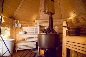 Базальт — очень прочный камень, он не растрескивается при высокой температуре Базальт — очень прочный камень, он не растрескивается при высокой температуре