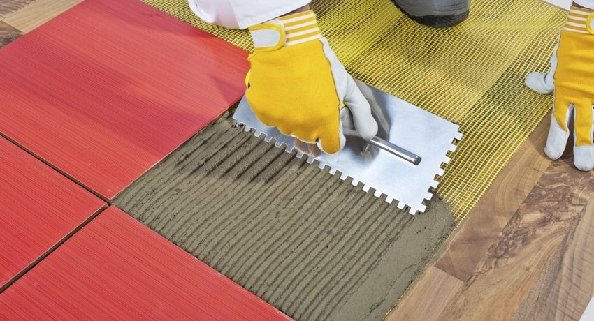 Как положить плитку на деревянный пол: тонкости технологии и рекомендации