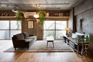 Светло-коричневый ламинат в гостиной Светло-коричневый ламинат в гостиной