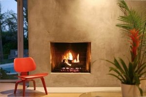 Теплый пастельный оттенок стен в каминной комнате Теплый пастельный оттенок стен в каминной комнате