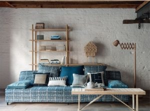 Стена с отделкой под кирпичную кладку Стена с отделкой под кирпичную кладку