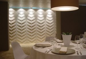 Рельефная декоративная штукатурка в оформлении столовой Рельефная декоративная штукатурка в оформлении столовой