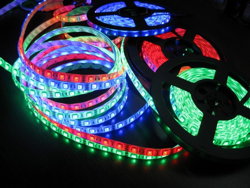 Светодиодные ленты имеют широкое применение для декоративной подсветки