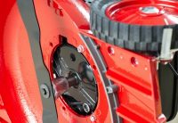 Величина лезвия обеспечивает ширину зоны покоса, чем больше этот параметр, тем выше эффективность косилки Величина лезвия обеспечивает ширину зоны покоса, чем больше этот параметр, тем выше эффективность косилки