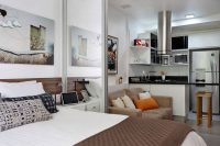 Монтаж раздвижных перегородок может быть выполнен как на этапе ремонтных работ, так и в уже отремонтированном помещении Монтаж раздвижных перегородок может быть выполнен как на этапе ремонтных работ, так и в уже отремонтированном помещении