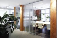 Установка перегородки раздвижного типа не требует согласования в контролирующих органах и регистрации в БТИ Установка перегородки раздвижного типа не требует согласования в контролирующих органах и регистрации в БТИ