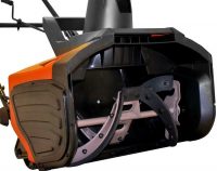 Снегоуборщик Daewoo Dast 3000E оснащен прорезиненным шнеком Снегоуборщик Daewoo Dast 3000E оснащен прорезиненным шнеком