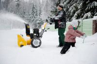 Сложный ландшафт - не помеха для самоходного снегоуборочного прибора Сложный ландшафт - не помеха для самоходного снегоуборочного прибора