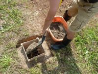 Процесс строительства столбчатого фундамента для курятника Процесс строительства столбчатого фундамента для курятника