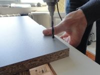 ДСП с облицовкой бумажно-слоистым пластиком используют в качестве кухонных столешниц ДСП с облицовкой бумажно-слоистым пластиком используют в качестве кухонных столешниц