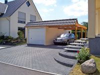 Стальные ворота-рольставни в гараже на один автомобиль Стальные ворота-рольставни в гараже на один автомобиль