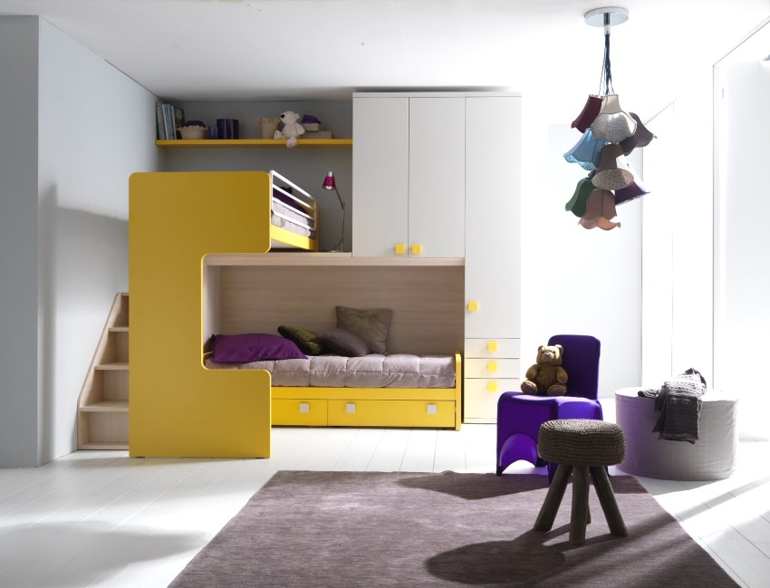 Мебельный детский гарнитур - шкаф, полки и двухэтажная кровать