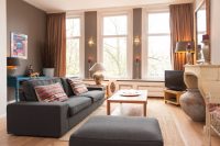 Классический интерьер выглядит торжественно и благородно Классический интерьер выглядит торжественно и благородно