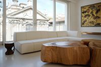 Панорамные окна позволят любоваться архитектурой города Панорамные окна позволят любоваться архитектурой города