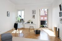 Стилю минимализм присущ минимальный набор отделочных материалов, мебели и элементов декора Стилю минимализм присущ минимальный набор отделочных материалов, мебели и элементов декора