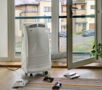 Переносной кондиционер может быть оснащен воздуховодом Переносной кондиционер может быть оснащен воздуховодом