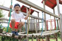 Сложные проекты для строительства детского спортивного комплекса можно найти в сети интернет Сложные проекты для строительства детского спортивного комплекса можно найти в сети интернет