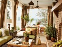 Выбор штор для больших окон довольно большой, но лучше использовать легкие и не навязчивые ткани, для придания интерьеру легкости Выбор штор для больших окон довольно большой, но лучше использовать легкие и не навязчивые ткани, для придания интерьеру легкости