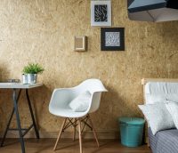 Для отделки может использоваться необработанный оргалит Для отделки может использоваться необработанный оргалит