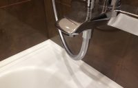 Элементы бордюра необходимо размещать максимально близко друг к другу, чтобы не оставлять зазоров Элементы бордюра необходимо размещать максимально близко друг к другу, чтобы не оставлять зазоров