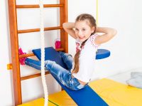 Многофункциональные конструкции позволят детям выполнять разнообразные упражнения Многофункциональные конструкции позволят детям выполнять разнообразные упражнения