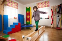 Занятия на детском спортивном комплексе - эффективный способ для формирования правильной осанки Занятия на детском спортивном комплексе - эффективный способ для формирования правильной осанки