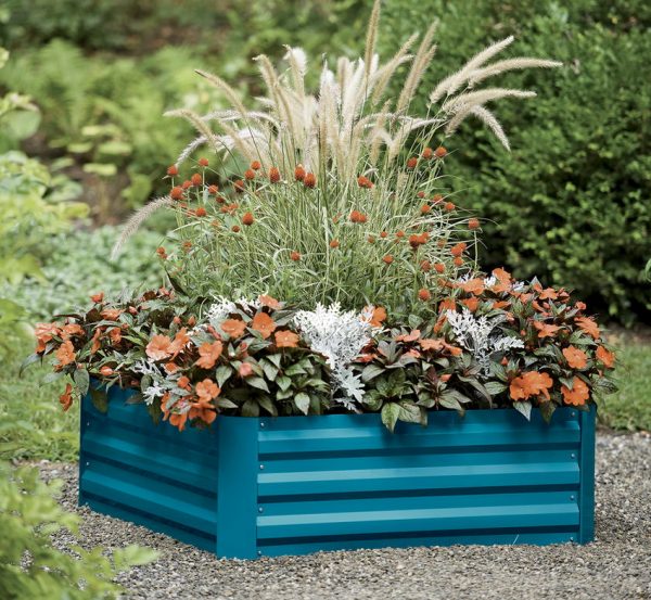 Грядки из металла с полимерным покрытием: особенности и виды конструкций