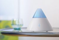 Небольшие мобильные ионизаторы пользуются большой популярностью, поскольку их можно использовать как в квартире, так и в машине Небольшие мобильные ионизаторы пользуются большой популярностью, поскольку их можно использовать как в квартире, так и в машине