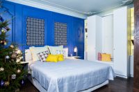 Придать акцент стене можно, использовав молдинг и яркую глянцевую краску Придать акцент стене можно, использовав молдинг и яркую глянцевую краску