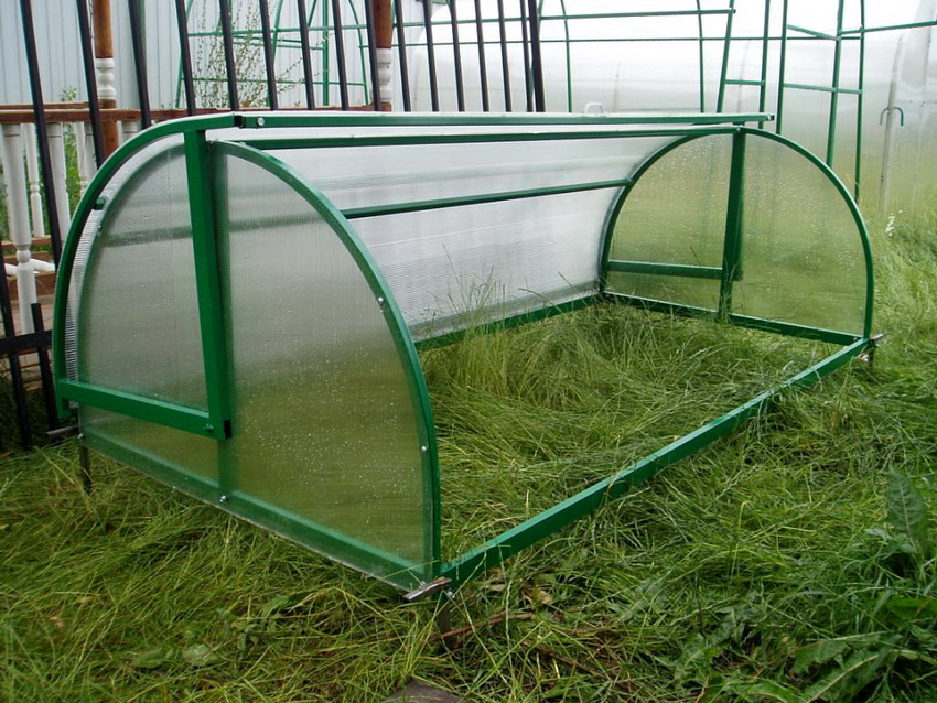 Парник Хлебница: функциональная конструкция для выращивания овощей