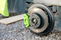 Предварительно суппорты тщательно очищаются, после чего наносится краска Предварительно суппорты тщательно очищаются, после чего наносится краска