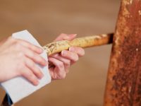 С помощью красок Альпина можно покрыть даже сильно проржавевшую поверхность, надежно защитив ее от дальнейшей коррозии С помощью красок Альпина можно покрыть даже сильно проржавевшую поверхность, надежно защитив ее от дальнейшей коррозии