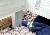 Для строительства парника, стоит использовать только цельный брус, чтобы обеспечить долговечность постройки Для строительства парника, стоит использовать только цельный брус, чтобы обеспечить долговечность постройки