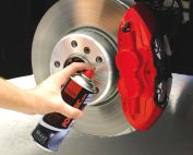 Нанесение краски с помощью аэрозольного баллончика позволяет равномерно и экономно использовать материал Нанесение краски с помощью аэрозольного баллончика позволяет равномерно и экономно использовать материал