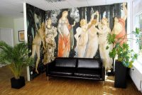 Фрески все чаще используются как в частных домах, так и в небольших квартирах Фрески все чаще используются как в частных домах, так и в небольших квартирах