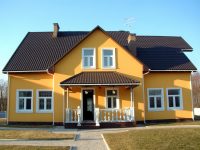 Фактурная штукатурка «короед» является одним из самых популярных способов отделки фасада здания Фактурная штукатурка «короед» является одним из самых популярных способов отделки фасада здания