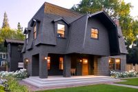 Мансардная вальмовая крыша сложной конфигурации требует особых просчетов нагрузки на фундамент и стены здания Мансардная вальмовая крыша сложной конфигурации требует особых просчетов нагрузки на фундамент и стены здания