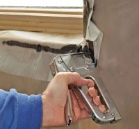 Особое внимание необходимо уделить изоляции и утеплению оконных проемов во избежание появления плесени и грибков внутри здания Особое внимание необходимо уделить изоляции и утеплению оконных проемов во избежание появления плесени и грибков внутри здания