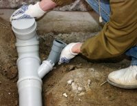 ПВХ трубы для канализации имеют очень высокий запас прочности и не подвержены воздействию агрессивной среды