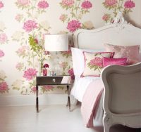 Цветочный орнамент остается популярным на протяжении многих лет Цветочный орнамент остается популярным на протяжении многих лет