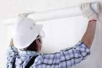 При поклейке обоев с повторяющимся фактурным рисунком, расходы материала следует увеличить, для того чтобы стыки были ровные При поклейке обоев с повторяющимся фактурным рисунком, расходы материала следует увеличить, для того чтобы стыки были ровные