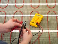 Перед укладкой стяжки и напольной плитки, стоит проверить работоспособность установленной системы Перед укладкой стяжки и напольной плитки, стоит проверить работоспособность установленной системы