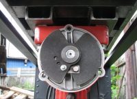 Дебалансы используются для возбуждения колебаний в вибрационном механизме вибростола Дебалансы используются для возбуждения колебаний в вибрационном механизме вибростола