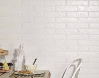 Декоративная плитка под кирпич защитит поверхности от загрязнений и износа Декоративная плитка под кирпич защитит поверхности от загрязнений и износа