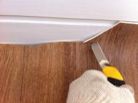 Строительный нож отлично подходит для раскройки линолеума Строительный нож отлично подходит для раскройки линолеума