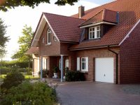 Здание облицовано клинкерным кирпичом Rauf, который производится на отечественных предприятиях Здание облицовано клинкерным кирпичом Rauf, который производится на отечественных предприятиях