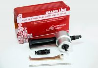 Используя насадку "Стальной бобер" для дрели, можно сделать фигурный вырез для монтажа вентиляционных элементов кровли или желоба водостока Используя насадку "Стальной бобер" для дрели, можно сделать фигурный вырез для монтажа вентиляционных элементов кровли или желоба водостока